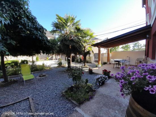 CASA TOTALMENTE REFORMADA CON PRECIOSO JARDIN EN ALMAZCARA - LEON