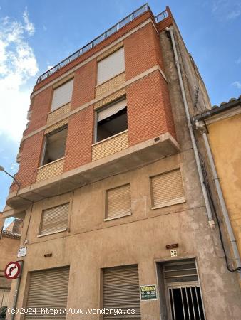 PISO DE UNA HABITACION EN C/ MAESTRO SERRANO DE CAUDETE - ALBACETE