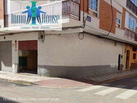 Inmohouse vende local en zona Hospital General - ALBACETE