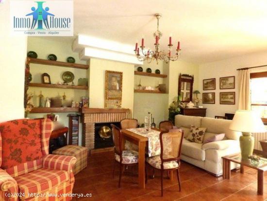 SE VENDE CHALET EN ALBACETE - CARRETERA JAEN - ALBACETE