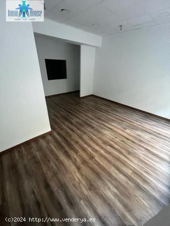 LOCAL COMERCIAL - ( SEMICENTRO ) - ALBACETE