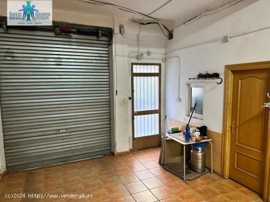 EN VENTA LOCAL GARAJE CON PLACA  EN ALBACETE - ALBACETE