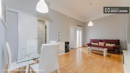 Apartamento de 3 habitaciones en alquiler en Extramurs - VALENCIA