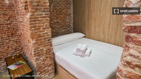 ¡Casa nueva en un estudio recientemente renovado, perfecto para parejas! - MADRID