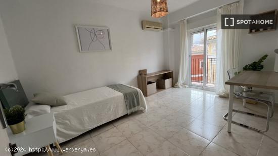 Habitación en piso compartido en valència - VALENCIA