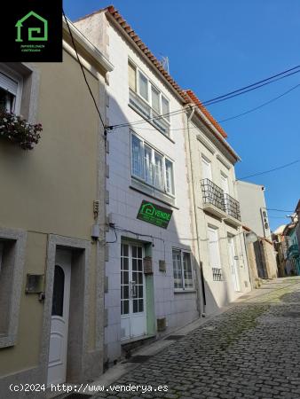 CASA TÍPICA DE CARRIL - PONTEVEDRA