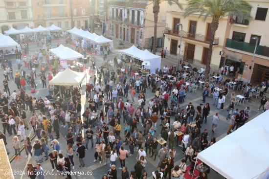  BAR CON GRAN TERRAZA EN EXCELENTE UBICACIÓN EN TRASPASO EN LOCALIDAD DE L´HORTA NORD, MUY PRÓXIMA 