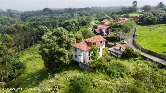 CASONA ASTURIANA A 1,5 KM DE LA PLAYA DE GUADAMIA - ASTURIAS