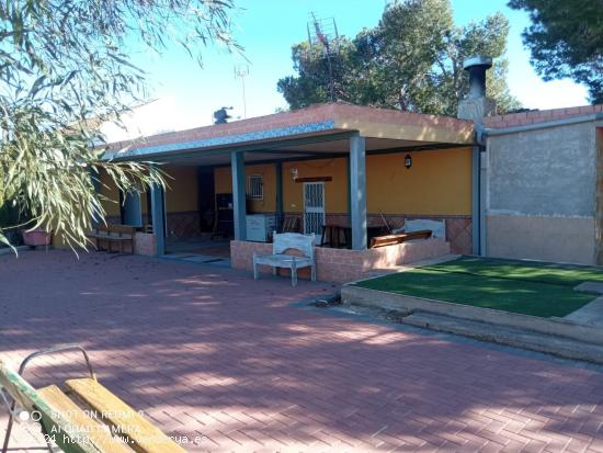 Casa con terreno en Cañadas de San Pedro - MURCIA