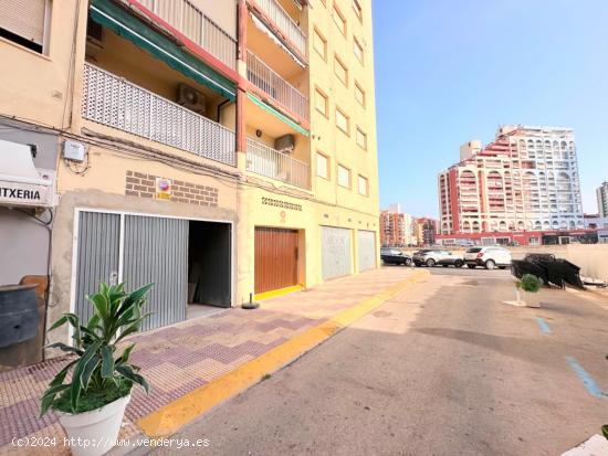 CABINA DE GARAJE PARA 2 COCHES EN SAN ANTONIO - VALENCIA