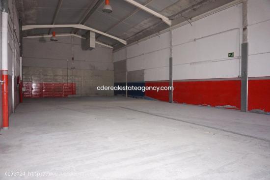 REF. A72. SE VENDE NAVE INDUSTRIAL EN JEREZ. PARQUE EMPRESARIAL OESTE