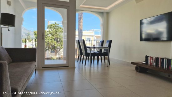 Adosada en Venta en Nueva Andalucia Málaga