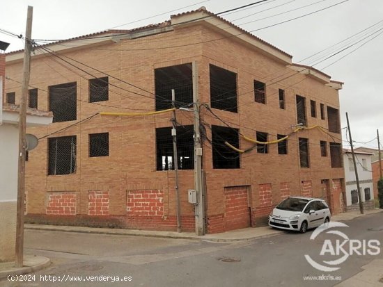  EDIFICIO EN CONSTRUCCIÓN CON 17 VIVIENDAS EN ALAMEDA 