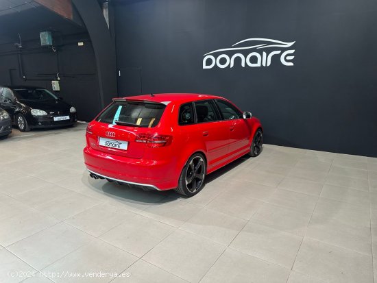 Audi RS3 Sportback 2.5 TFSI S tronic quattro - Sada