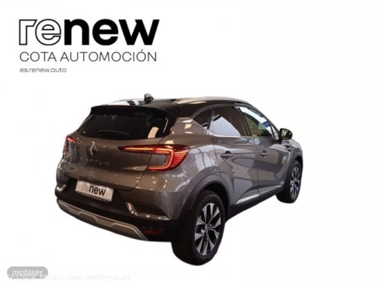 Renault Captur MY2022 TECHNO TCE 90CV de 2023 con 7.900 Km por 22.300 EUR. en Madrid