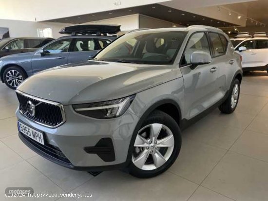 Volvo XC40 XC40 Core, T2 Automatica Microhibrido, Gasolina de 2024 con 6 Km por 35.900 EUR. en Navar