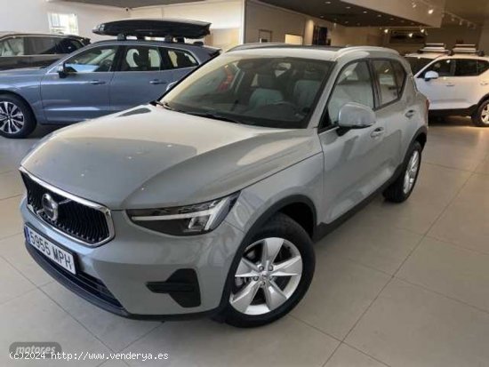 Volvo XC40 XC40 Core, T2 Automatica Microhibrido, Gasolina de 2024 con 6 Km por 35.900 EUR. en Navar