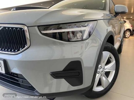 Volvo XC40 XC40 Core, T2 Automatica Microhibrido, Gasolina de 2024 con 6 Km por 35.900 EUR. en Navar