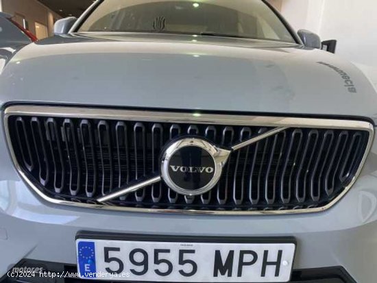 Volvo XC40 XC40 Core, T2 Automatica Microhibrido, Gasolina de 2024 con 6 Km por 35.900 EUR. en Navar