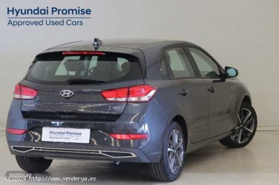 Hyundai i30 1.5 DPI Klass SLX 110 de 2023 con 16.854 Km por 19.900 EUR. en Burgos