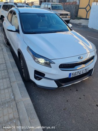 Kia XCeed 1.0 T-GDi Drive 88kW (120CV) de 2021 con 10.000 Km por 21.000 EUR. en Las Palmas