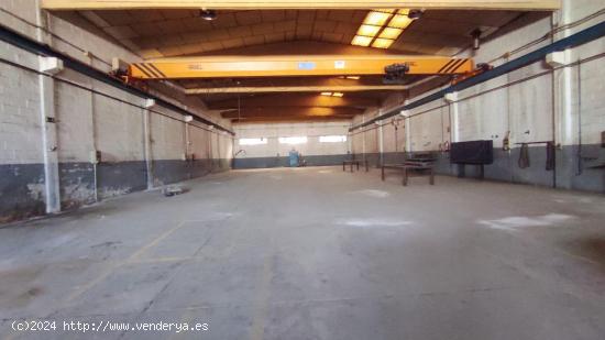 ALQUILER DE NAVE EN MALPICA, CALLE E (EXCELENTE UBICACIÓN) - ZARAGOZA