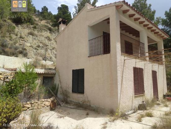 Parcela con casita en Sella - ALICANTE