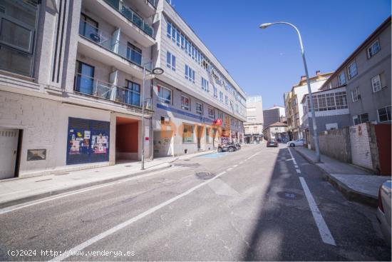 Oportunidad...Local comercial.Situado en pleno centro de Porriño. - PONTEVEDRA