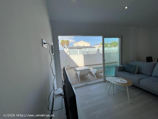 Estupendo Bungalow Planta Baja  con piscina Privada - ALICANTE