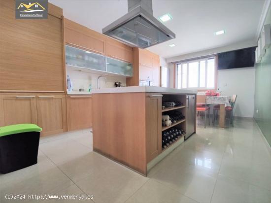  SE VENDE DUPLEX CON DOS PLAZA DE GARAJE EN AVILÉS DE TARAMANCOS. REF 7168 - ORENSE 