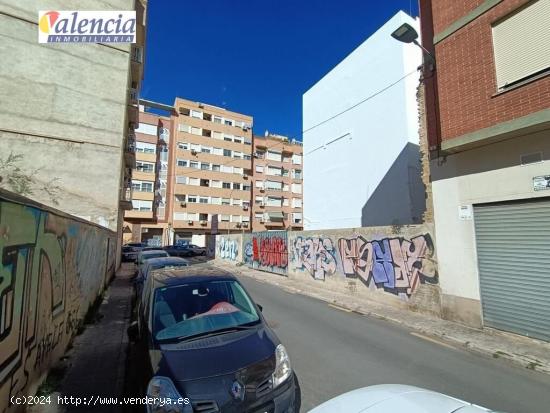 Terreno urbano C/Montesa (València) - VALENCIA