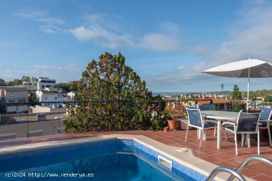  Chalet con vistas en zona Quint Mar - BARCELONA 