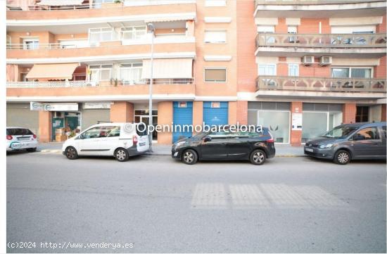 LOCAL DIÁFONO PARA ALQUILER EN ZONA SANT JOAN - BARCELONA