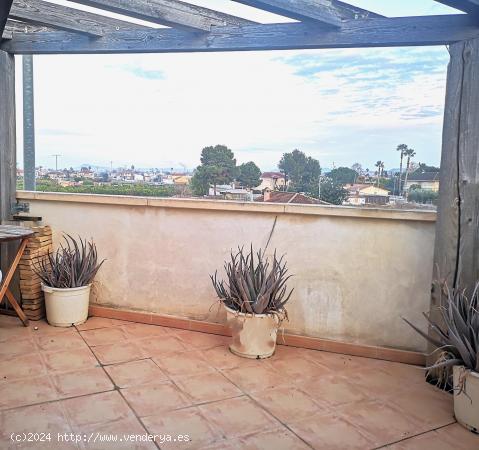 SE VENDE VIVIENDA TIPO DUPLEX EN ESQUINA EN CASILLAS. - MURCIA