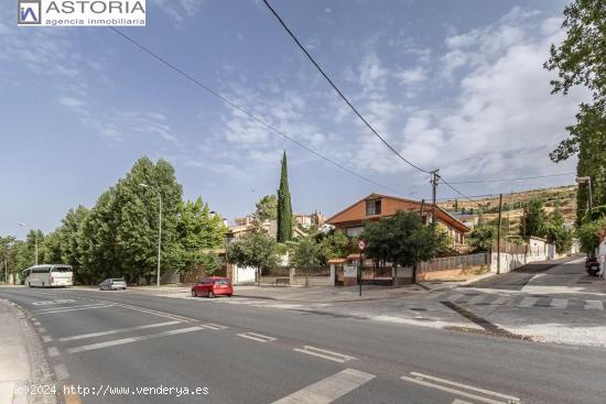  Chalet en Carretera de la Sierra - GRANADA 