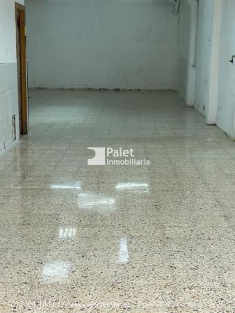 Local comercial en alquiler en L´Hospitalet de Llobregat, - BARCELONA