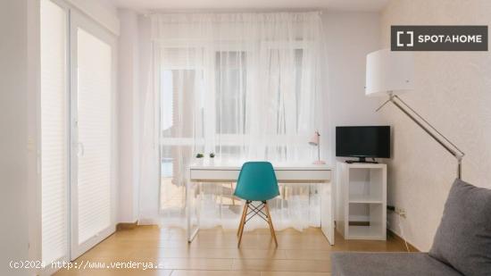 Apartamento estudio en alquiler en Sevilla La Nueva - MADRID