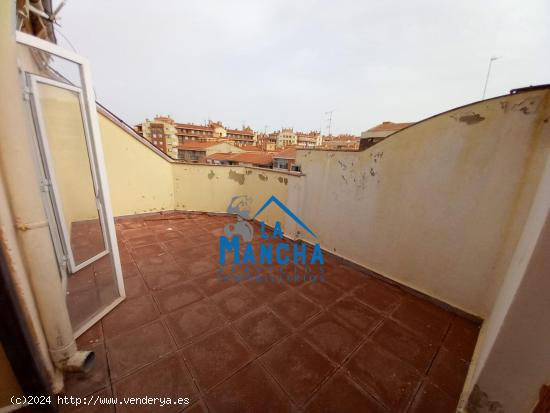 REF: C231 INMOBILIARIA LA MANCHA VENDE ATICO DUPLEX ZONA CAÑICAS/CARRETERA DE MADRID - ALBACETE