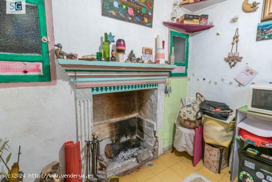 Se Vende en Albuñuelas - GRANADA