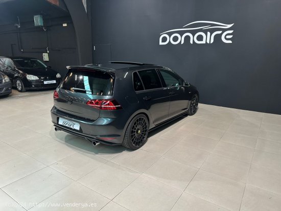 Volkswagen Golf GTI Performance 2.0 TSI 230CV DSG BMT - Sada