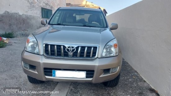 Toyota Land Cruiser 2.8 D-4D VX de 2004 con 258.554 Km por 16.000 EUR. en Madrid