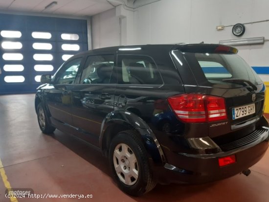 Dodge Journey 2.0crd se 5 plazas de 2008 con 143.413 Km por 7.200 EUR. en Madrid