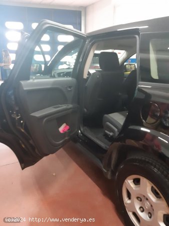 Dodge Journey 2.0crd se 5 plazas de 2008 con 143.413 Km por 7.200 EUR. en Madrid