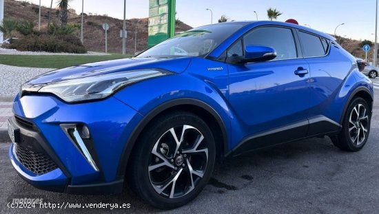 Toyota C-HR 125H Advance de 2021 con 67.000 Km por 21.500 EUR. en Malaga