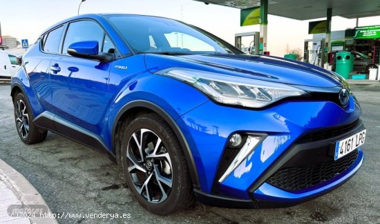 Toyota C-HR 125H Advance de 2021 con 67.000 Km por 21.500 EUR. en Malaga