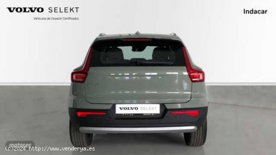 Volvo XC40 XC40 Core, T2 automatico, Gasolina de 2023 con 26.770 Km por 35.600 EUR. en Almeria