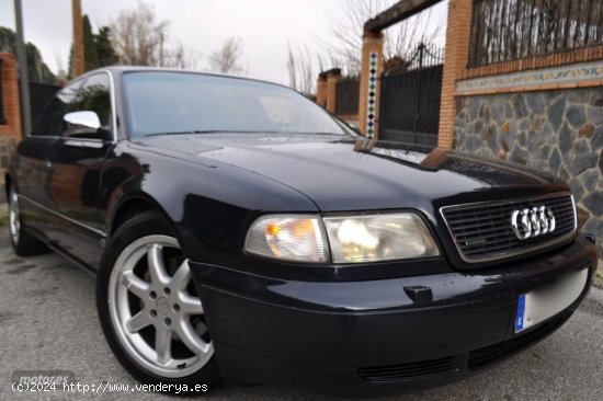 Audi A8 4.2 v8 QUATTRO PIEL BEIGE-XENON-NAVI-TECHO SOLAR de 1997 con 167.000 Km por 9.300 EUR. en Gr