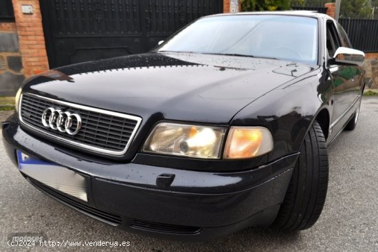 Audi A8 4.2 v8 QUATTRO PIEL BEIGE-XENON-NAVI-TECHO SOLAR de 1997 con 167.000 Km por 9.300 EUR. en Gr