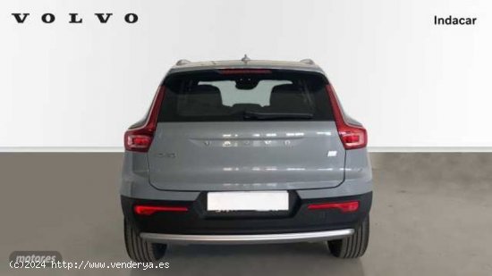 Volvo XC40 XC40 Recharge Core, T4 plug-in hybrid, Electrico/Gasolina, Bright de 2023 con 9 Km por 45