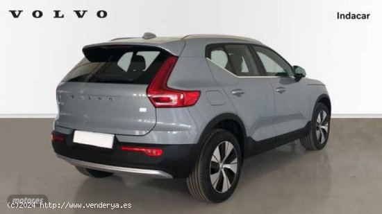 Volvo XC40 XC40 Recharge Core, T4 plug-in hybrid, Electrico/Gasolina, Bright de 2023 con 9 Km por 45